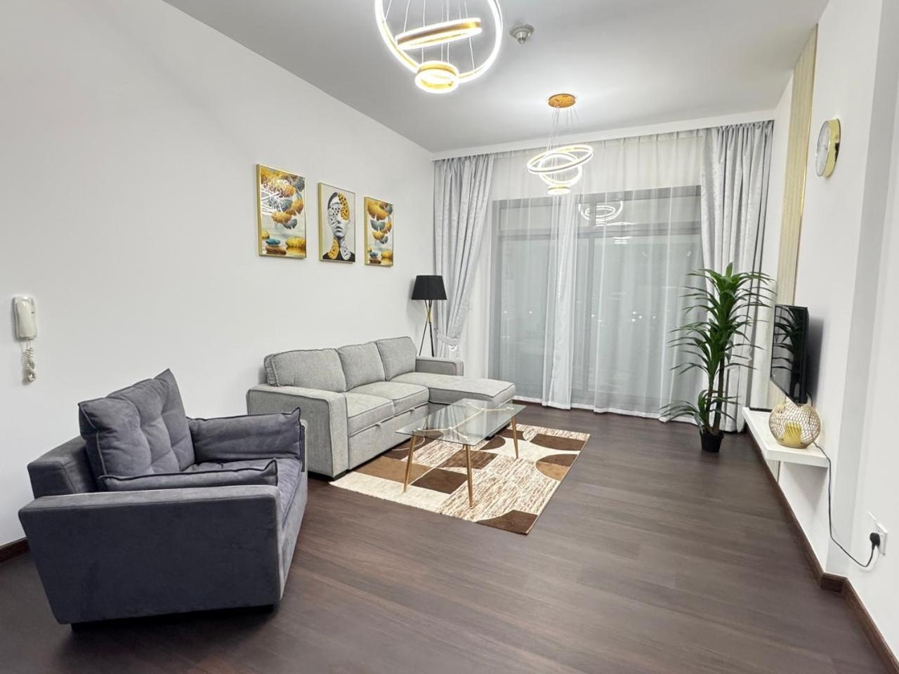 In The Heart Of Sport In Lux 1bdr With Sky View 11