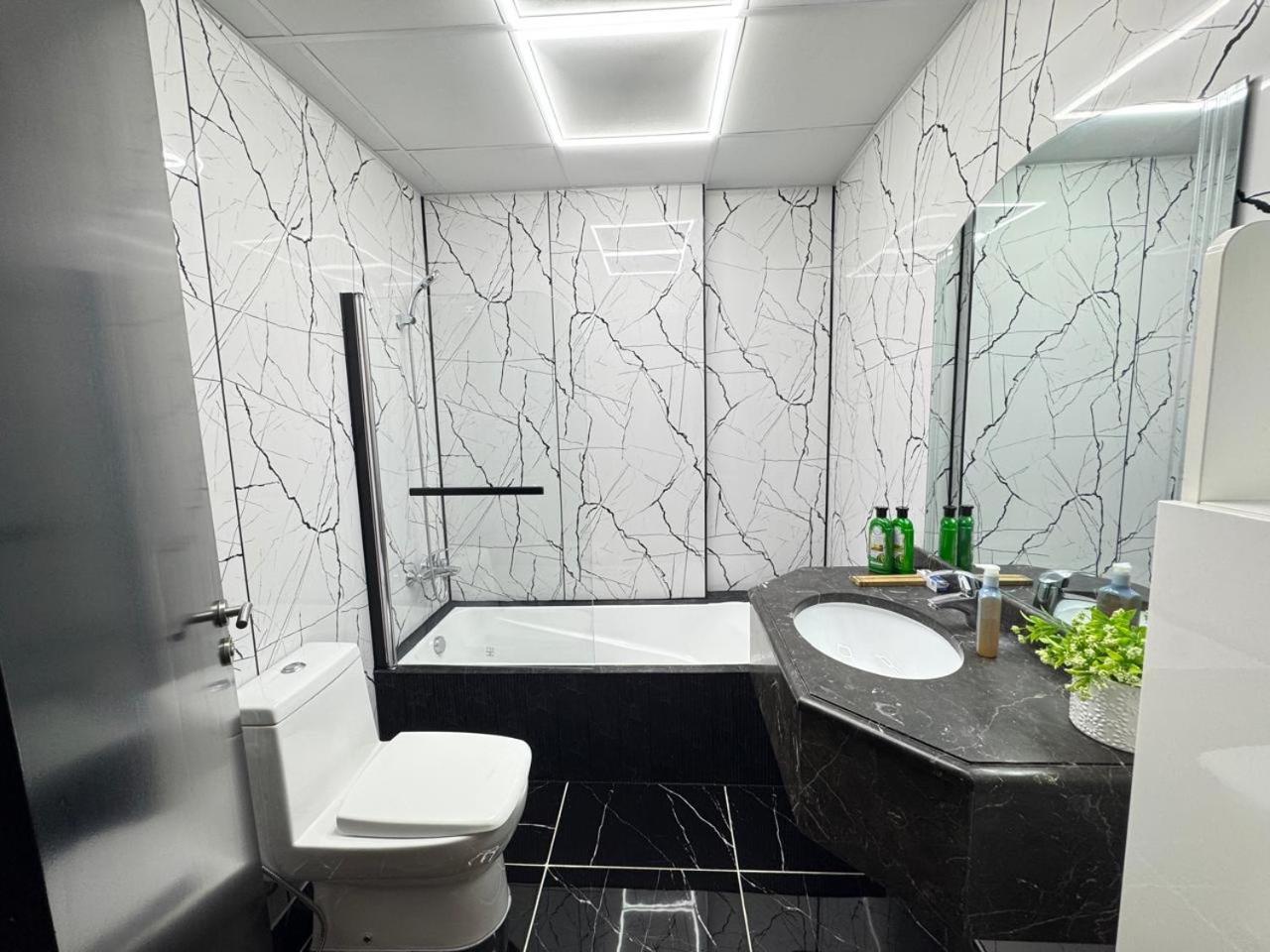 In The Heart Of Sport In Lux 1bdr With Sky View 11 *