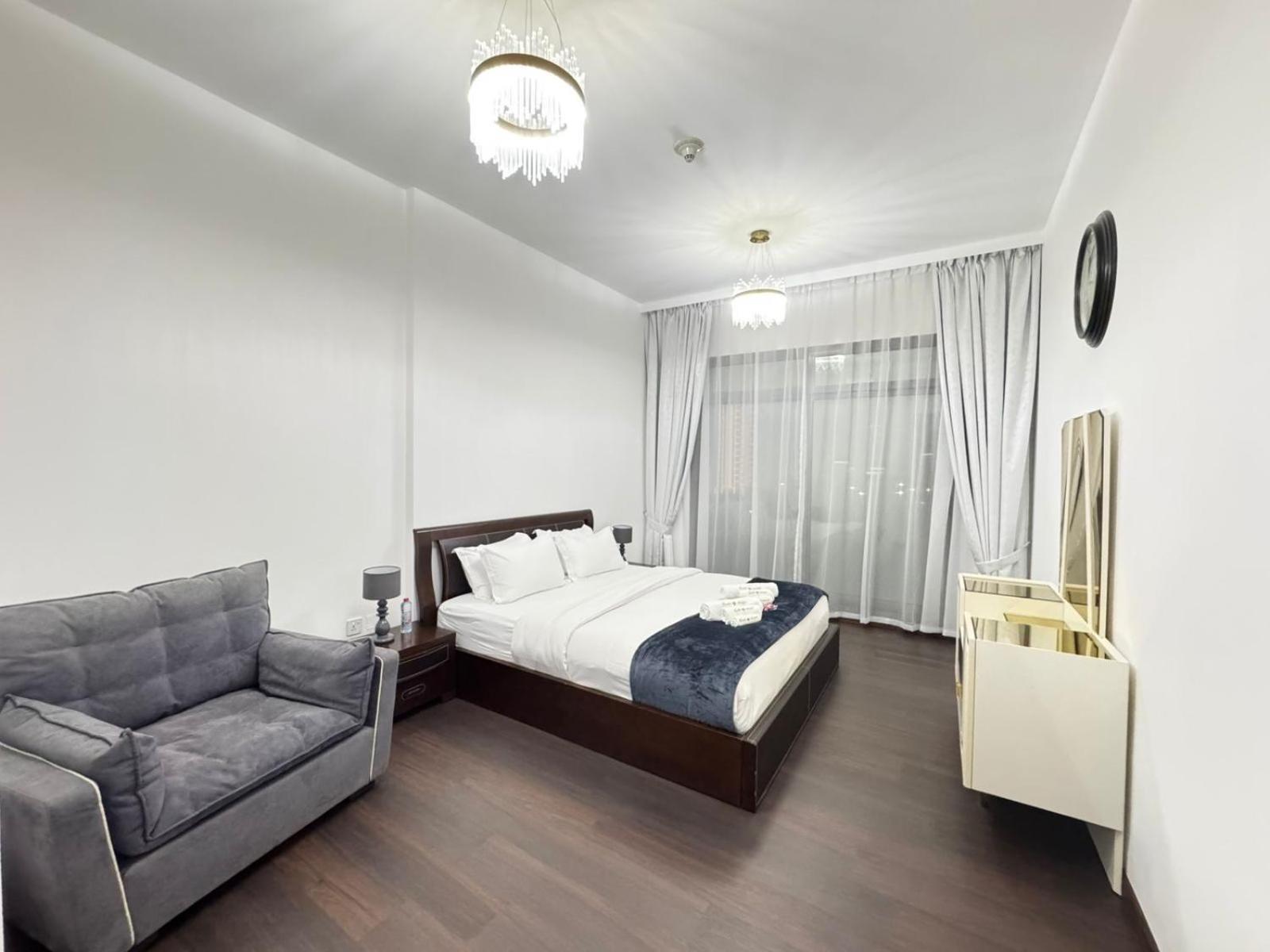 In The Heart Of Sport In Lux 1bdr With Sky View 11 Apartment
